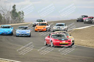 media/Jan-26-2025-CalClub SCCA (Sun) [[cfcea7df88]]/Group 4/Race/